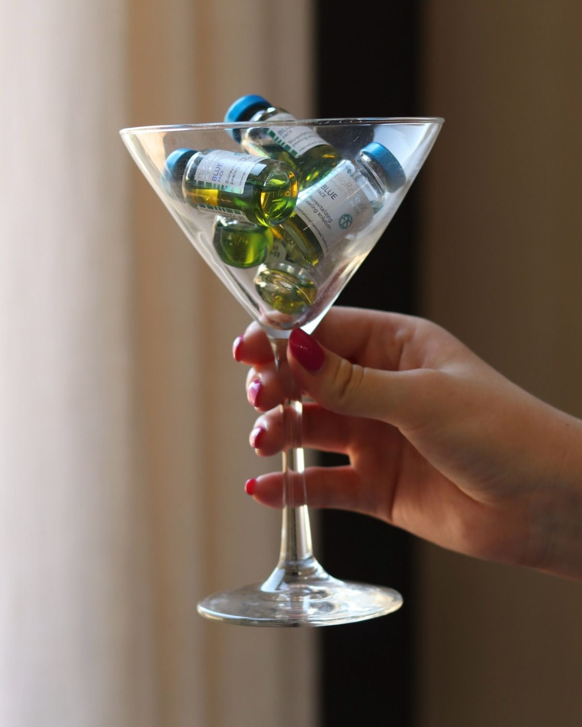 23. COCKTAIL DI ACIDI AL VISO