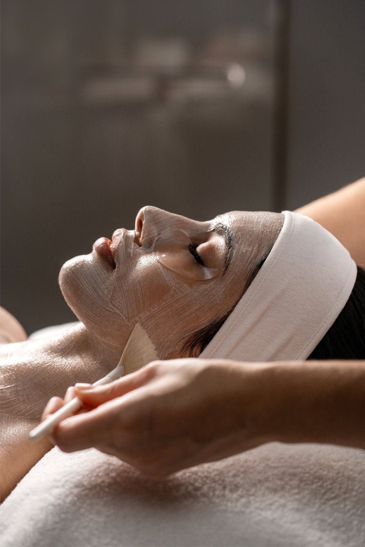 PULIZIA DEL VISO CON MICRODERMABRASIONE